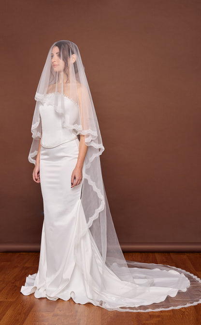 Stassi Cathedral Veil